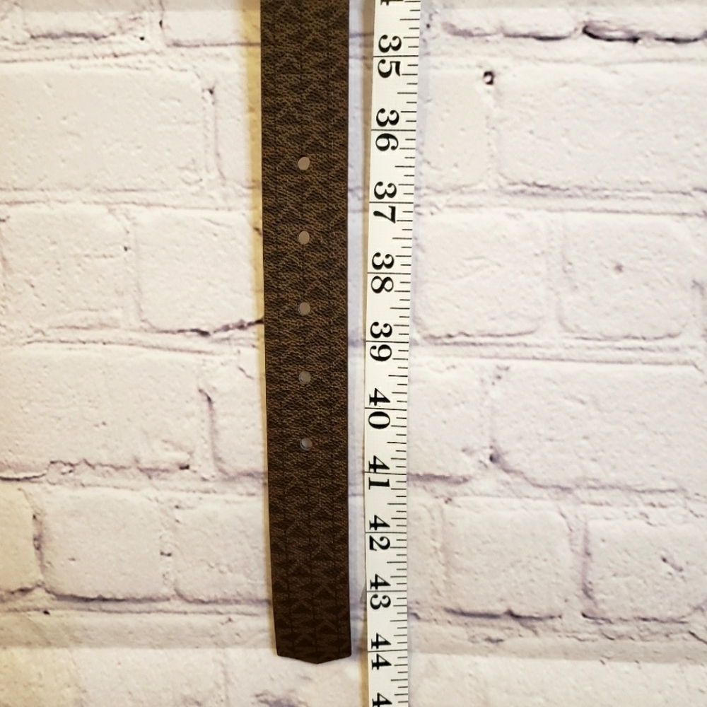 Michael Kors Reversible Genuine Leather Belt - Picture 10 of 11